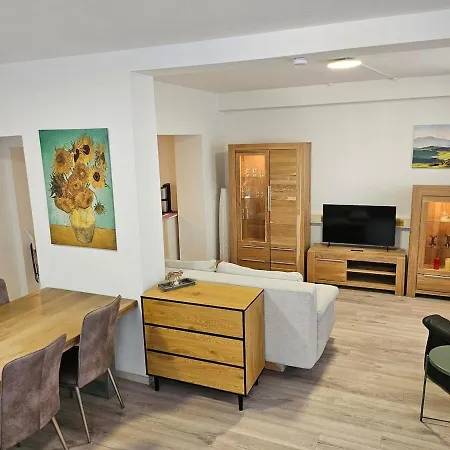 Apartment Aurora In